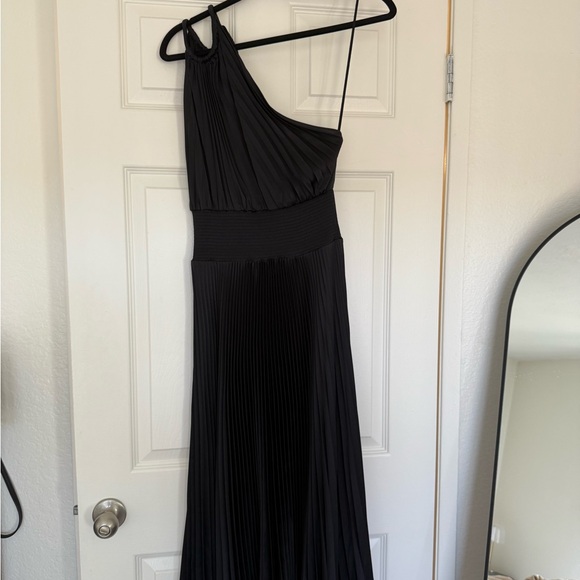 ALC RUBY DRESS - Picture 3 of 6